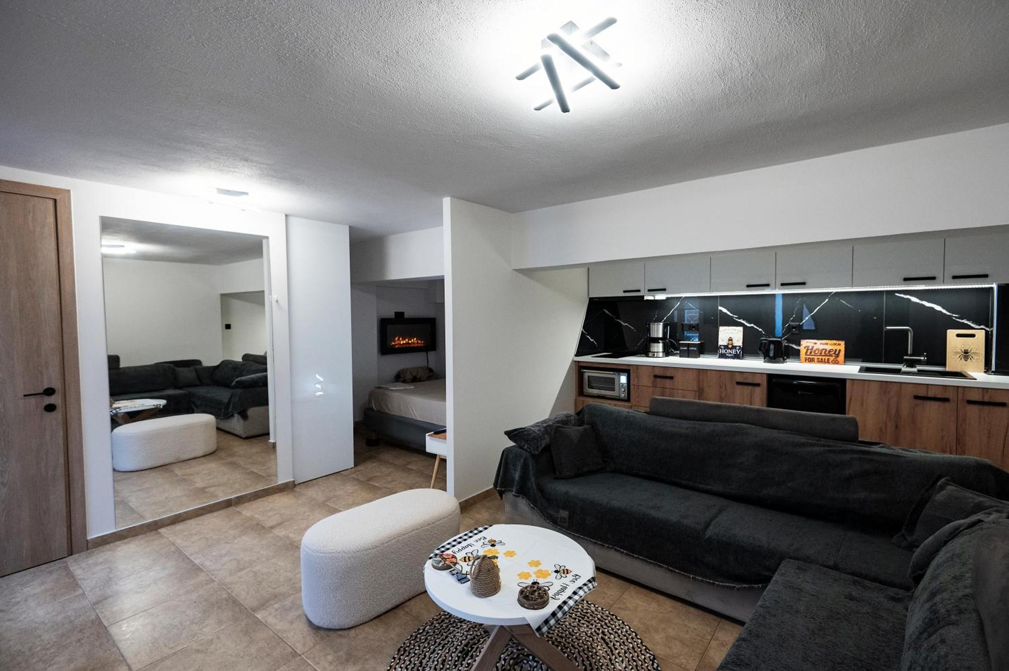 La Casa De Spyrakos Apartment